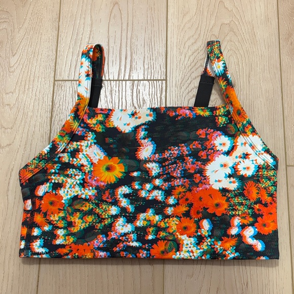 Offline by Aerie Goals Medium Support Sports Bra, 3D Floral, sz XS - Picture 1 of 7